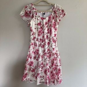 Pink Floral & White Lace Dress Size Medium